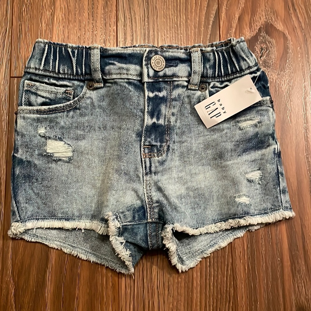 GAP Shortie Shorts NWT